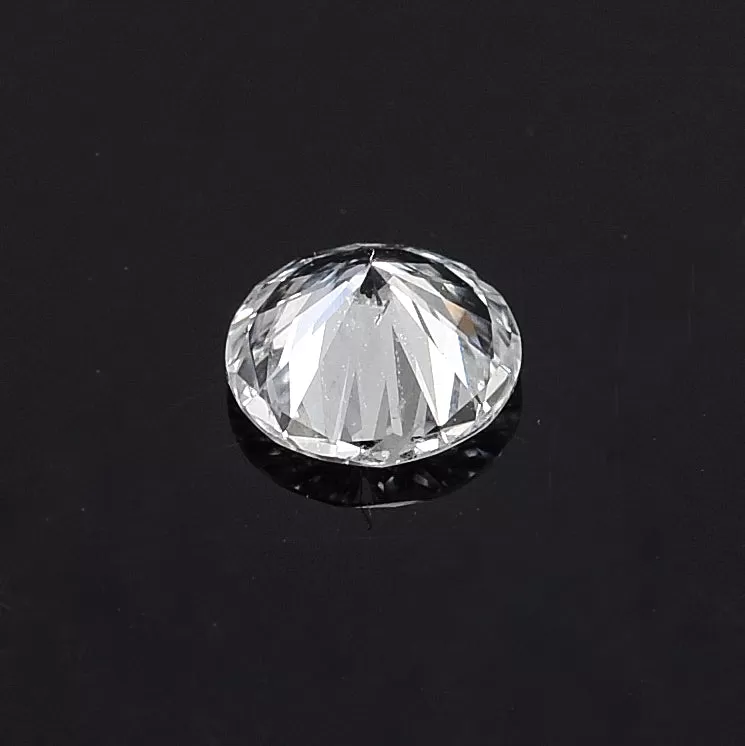 0.32 Carat GIA Certified Round Brilliant Cut Diamond 4.56 - 4.60 x 2.58 mm D SI2