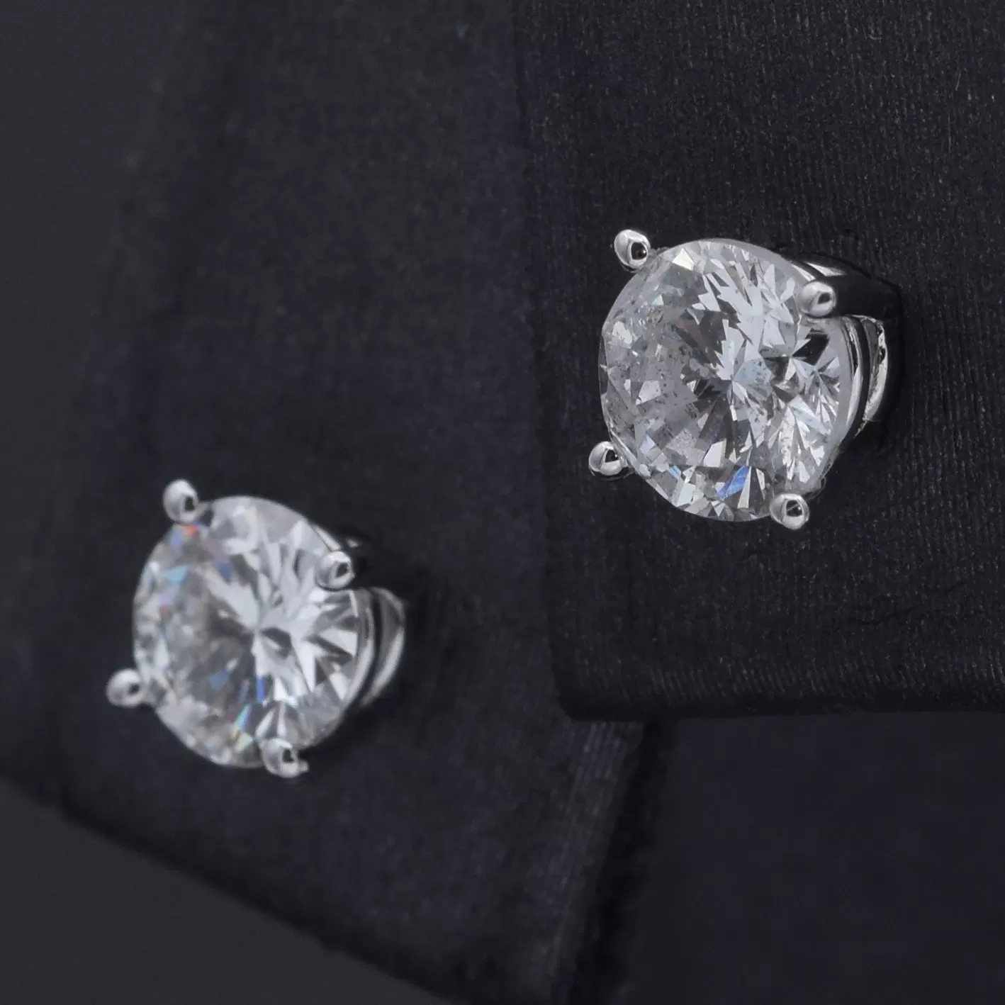 14K White Gold 0.80 TCW Natural Diamond Round Stud Earrings 4.6 mm