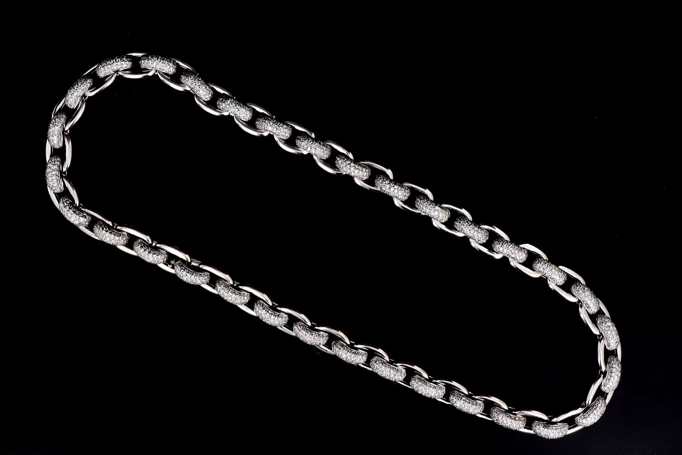 18K White Gold 10 Carat Total Weight Round Brilliant Diamond Pave Link Chain Necklace