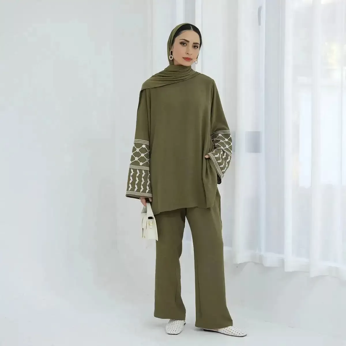 2 Pieces Set Keffiyeh Embroidery Sleeve Wrinkle Pant Suit With Tops