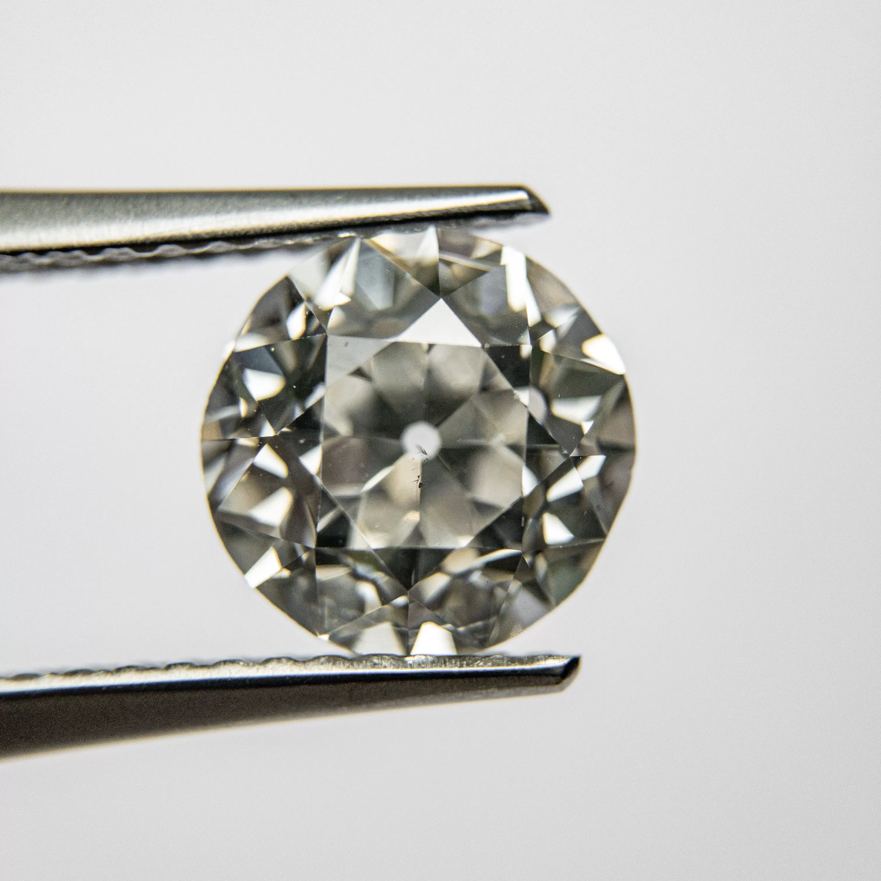 2.18ct 8.05x7.78x5.36mm GIA VS2 J Old European Cut 18012-01