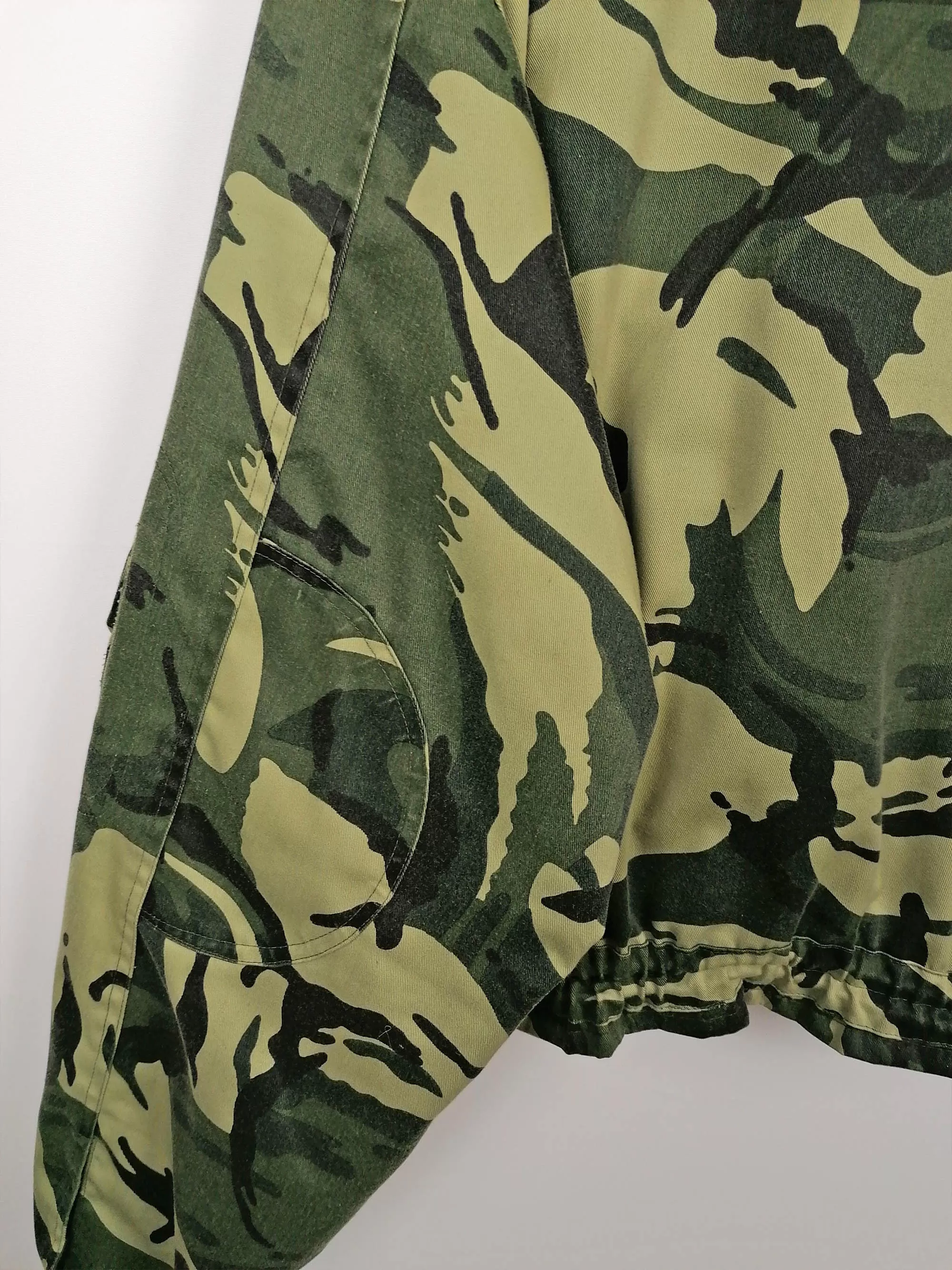 90's Camo Green Oversized Cropped Army Jacket - size XXL