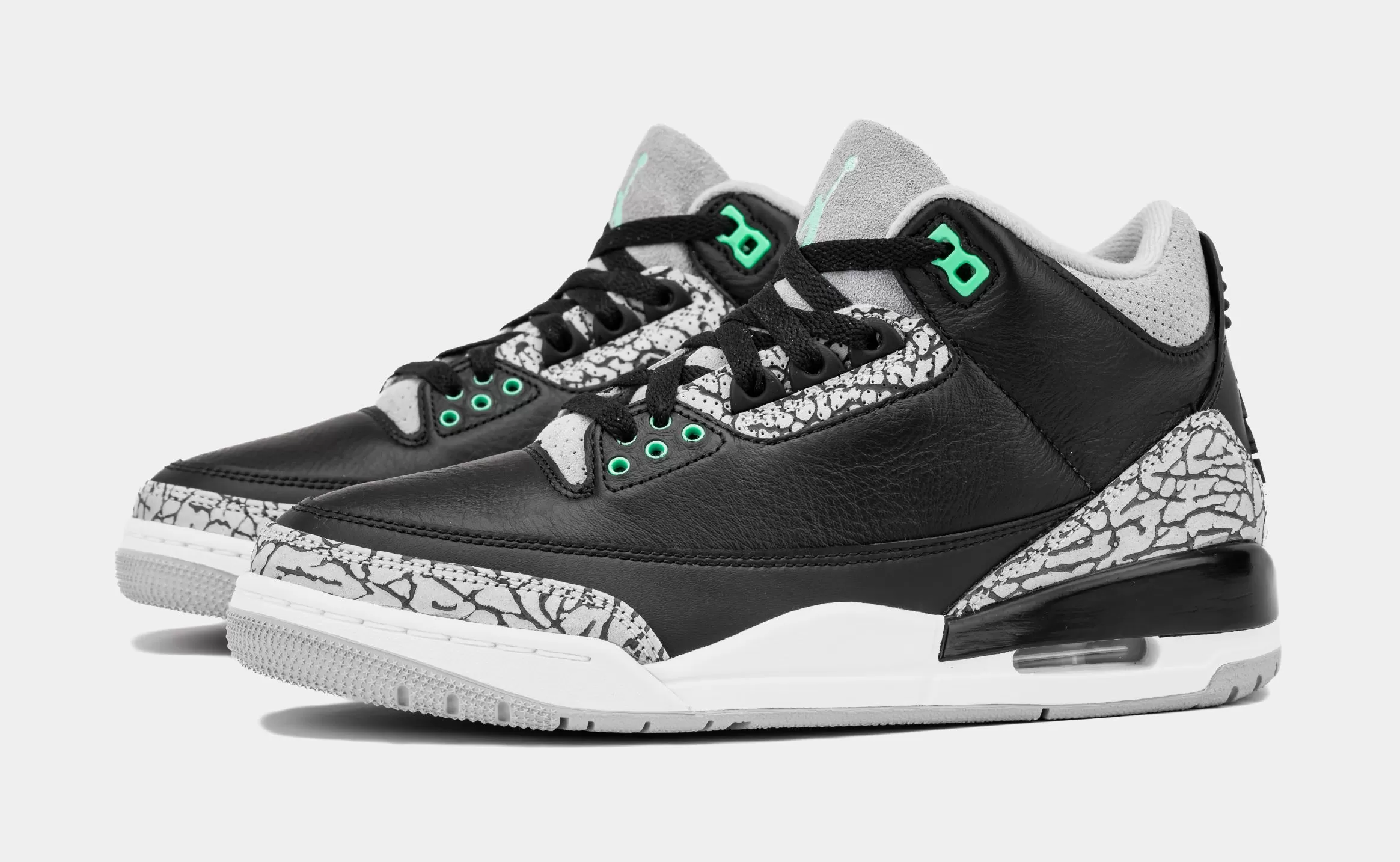 Air Jordan 3 Retro Green Glow Mens Lifestyle Shoes (Black/Green Glow/Wolf Grey/White)