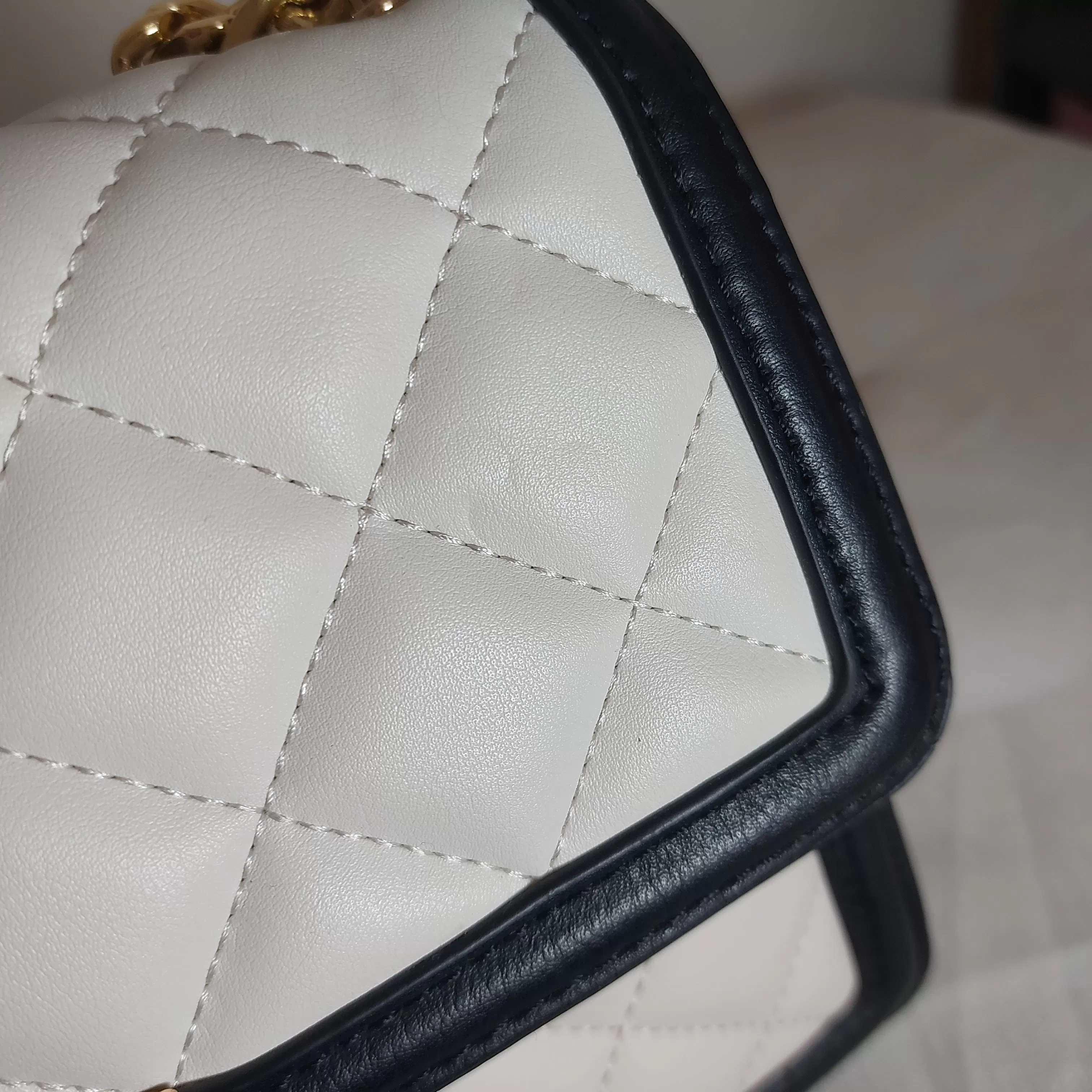 ALDO Black & White Quilted 'Halide' Shoulder Bag | Gently Used |