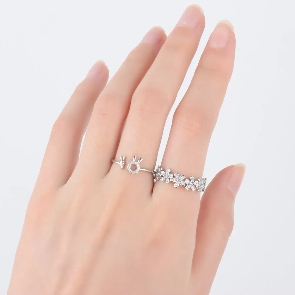 Delicate Flower Ring