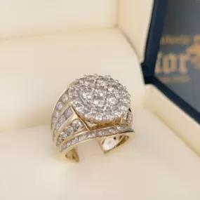 Diamond cocktail ring