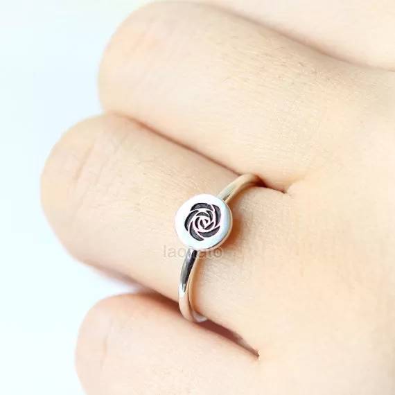 Flower Icon Ring in 925 sterling silver / rose, daisy, cherry blossoms