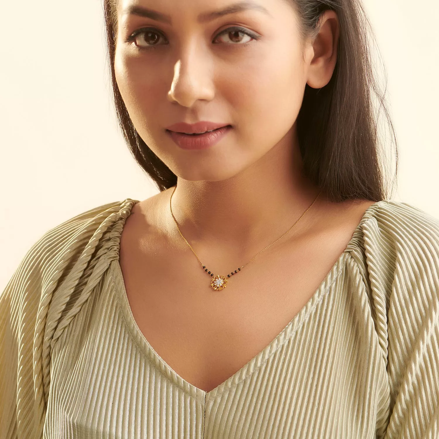 Jula Solitaire Mangalsutra