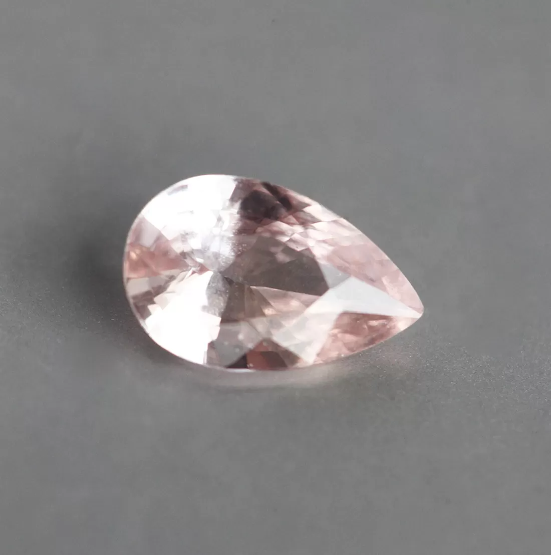 Loose 2.03 Ct Pear Peach Pink Sapphire