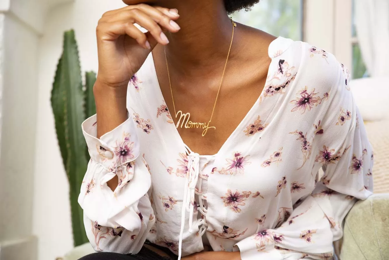 Mommy Nameplate Necklace