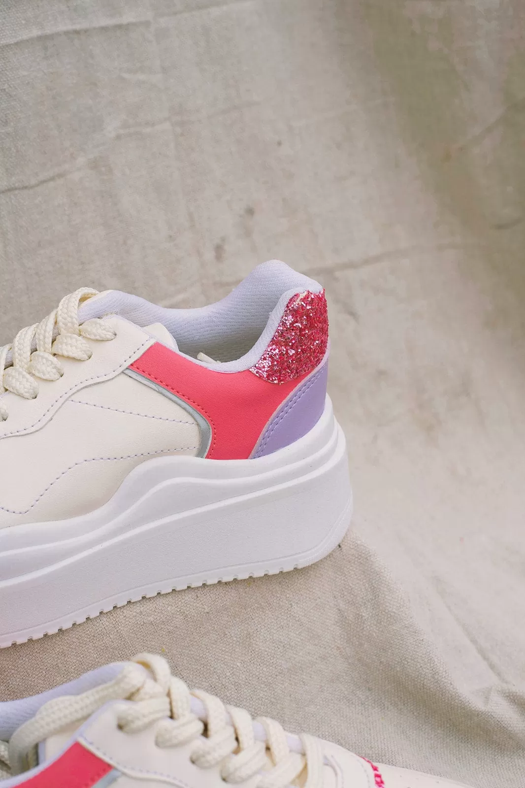 Pink Detail Platform Sneakers