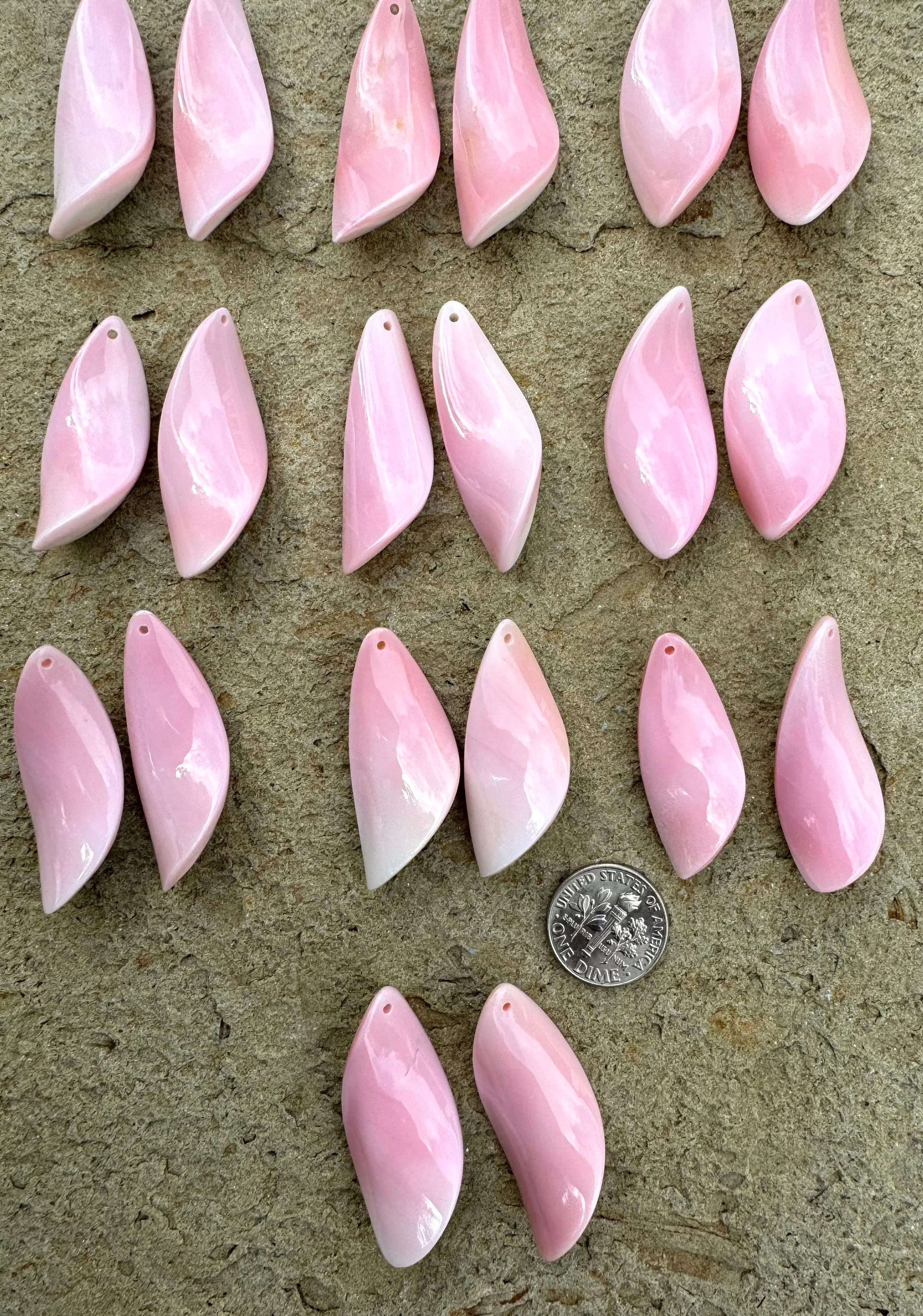 Pink Queen Conch Shell Matching Twist Earring Bead Pairs 16x40mm, One Pair/2 Beads