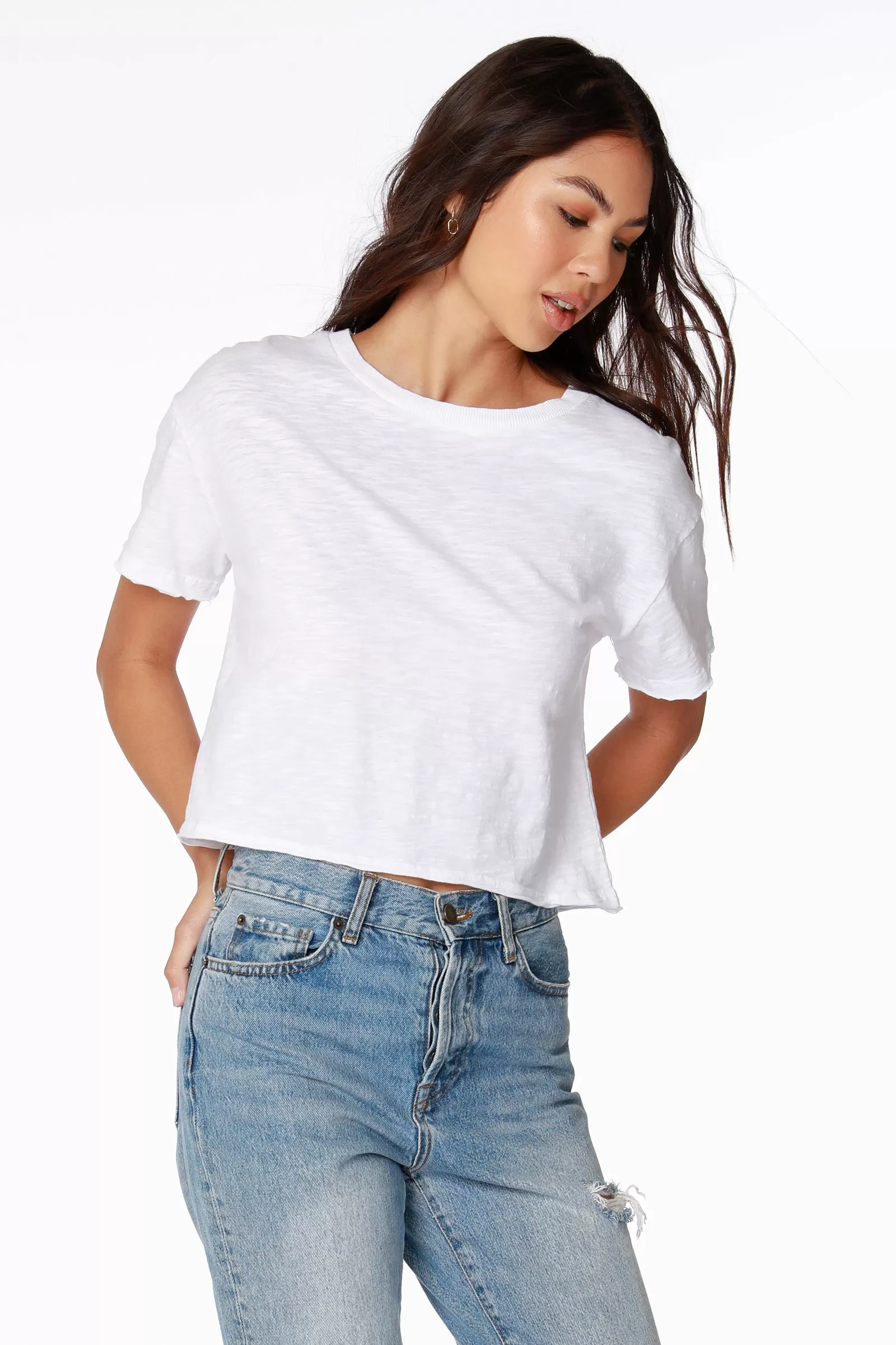 RAW EDGE CROPPED TEE