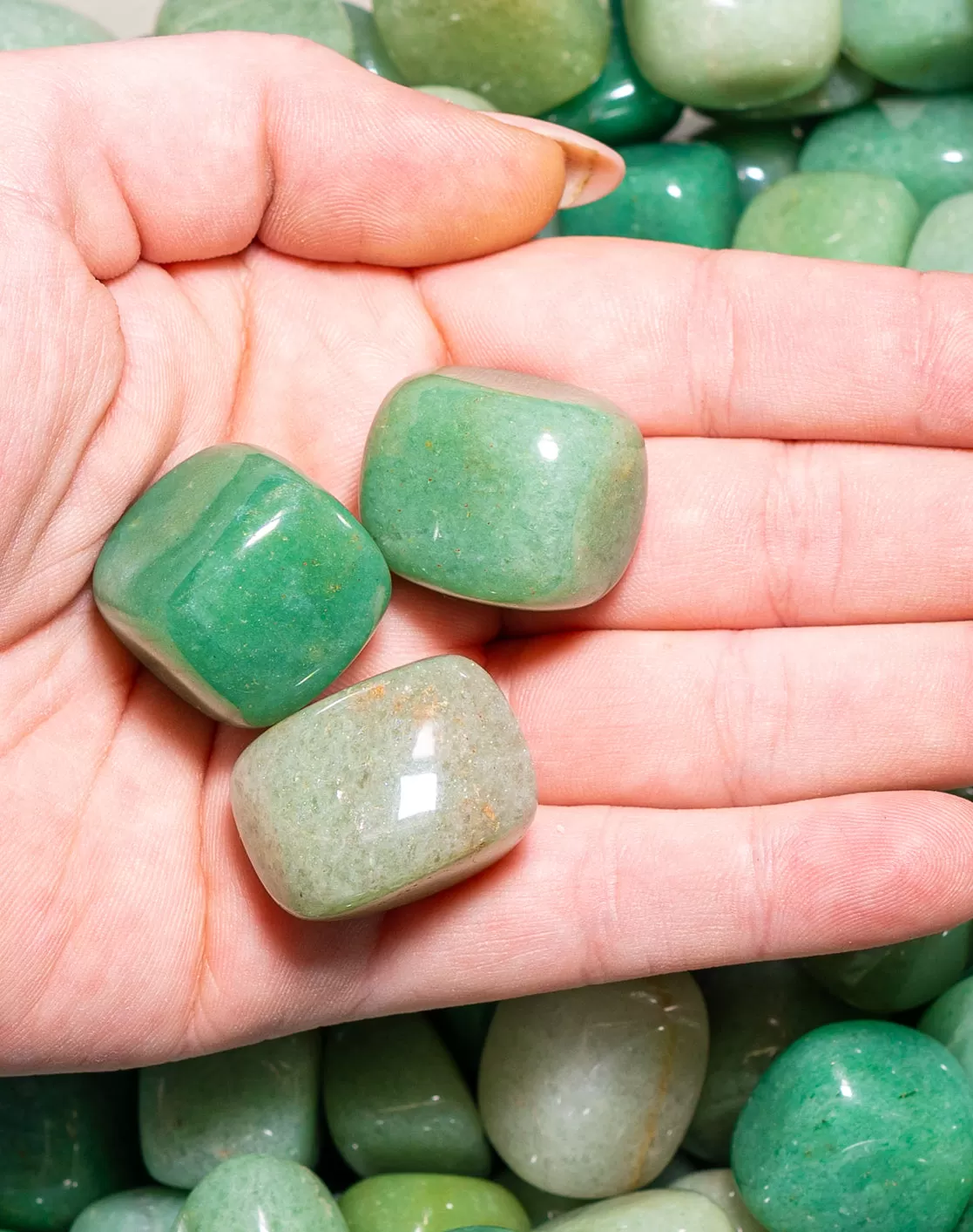 Single Green Aventurine Tumbled Crystal (1 Inch)