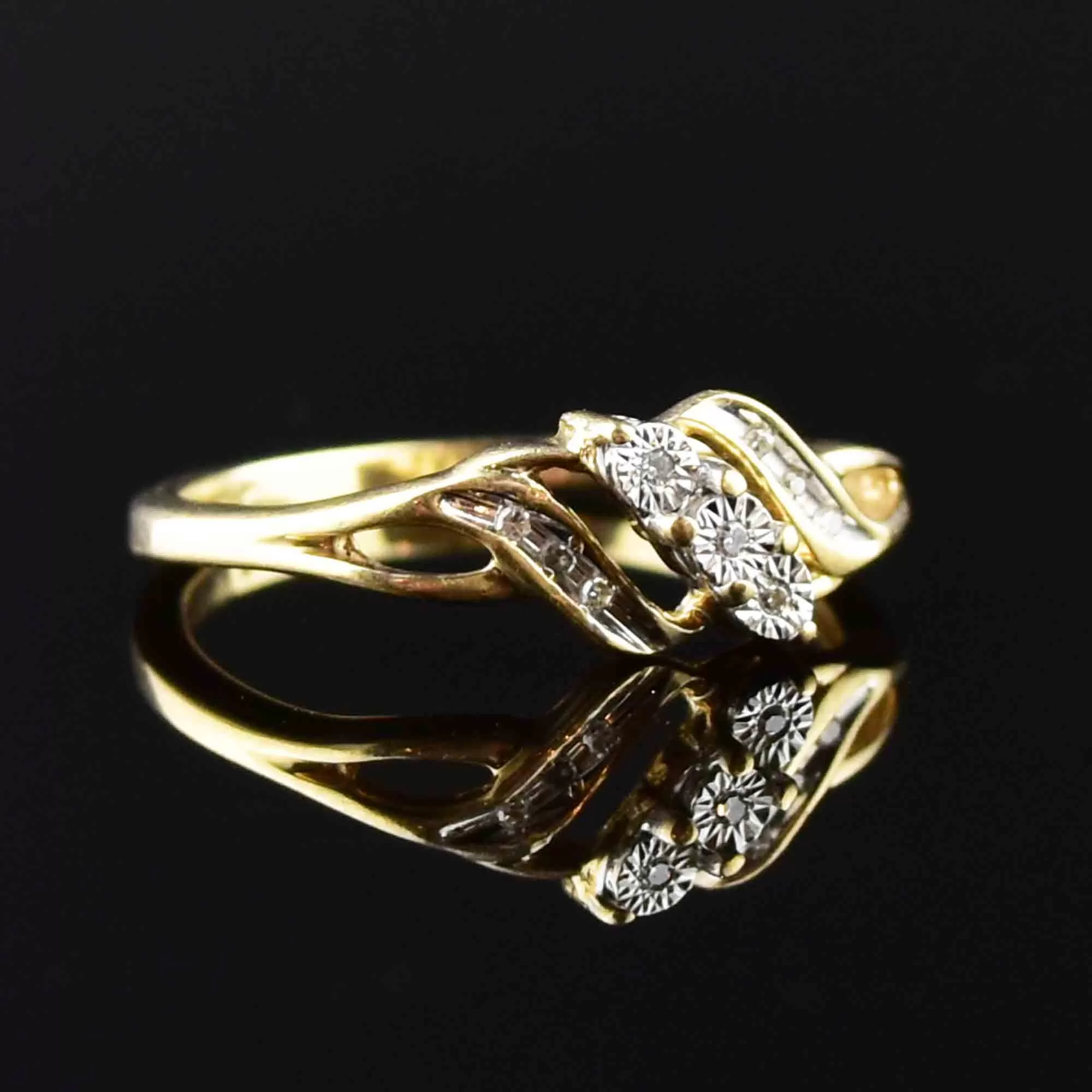 Vintage 10K Gold Diamond Engagement Ring