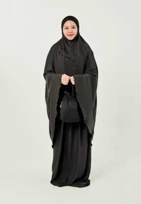 Zaahara Nour Prayerwear